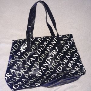 Pandora purse